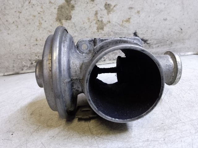 bontott BMW 5 E39 EGR / AGR Szelep