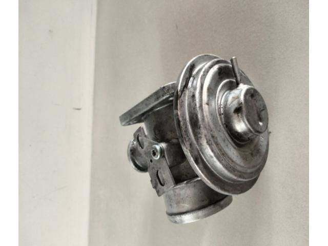 bontott BMW 5 E39 EGR / AGR Szelep