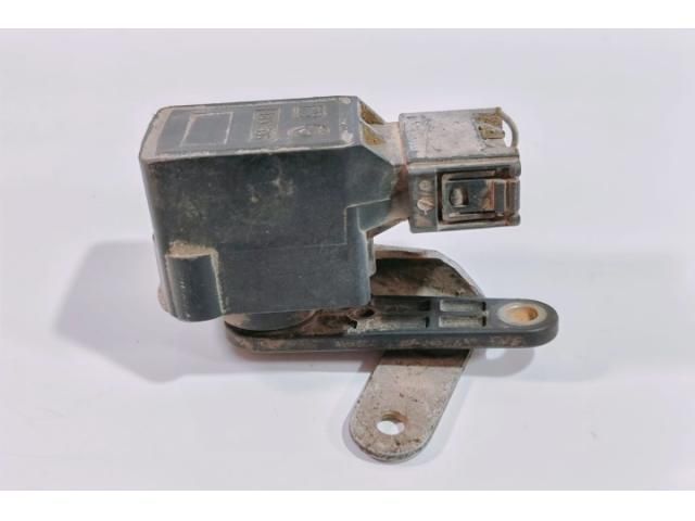 bontott BMW 5 E39 Jeladó (Magában)