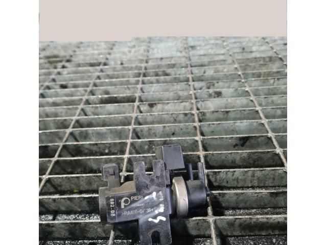 bontott BMW 5 E39 Lefújószelep