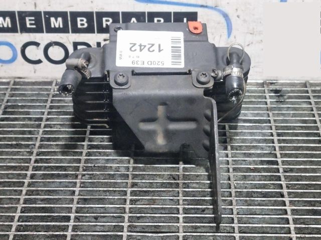 bontott BMW 5 E39 Vízhűtő Radiátor (Klímás)