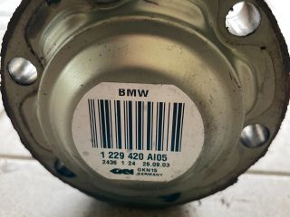 bontott BMW 5 E39 Hátsó Féltengely (Pozíciófüggetlen)