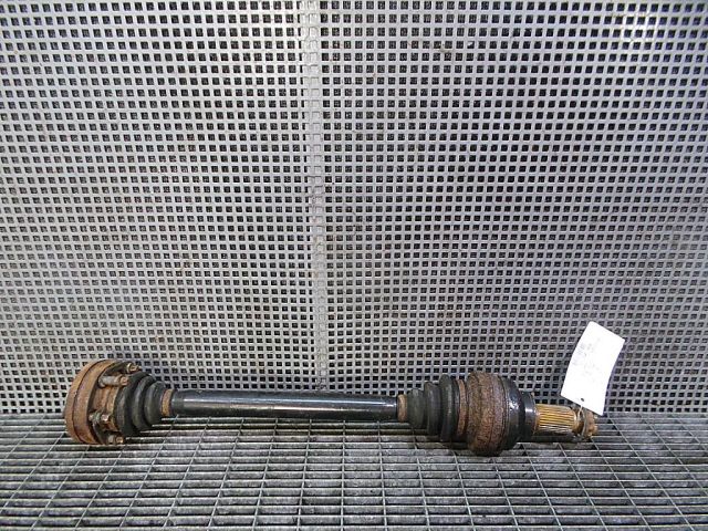 bontott BMW 5 E39 Jobb hátsó Féltengely