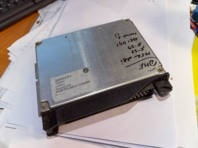 bontott BMW 5 E39 Motorvezérlő