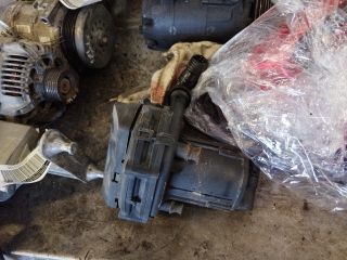 bontott BMW 5 E39 Szekunder Levegő Szivattyú