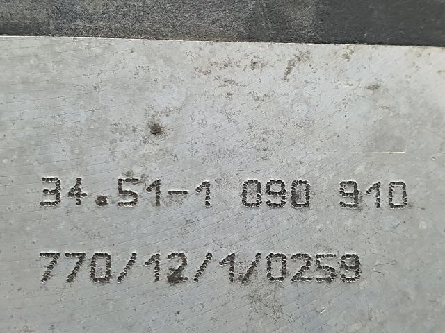 bontott BMW 5 E39 ABS Kocka