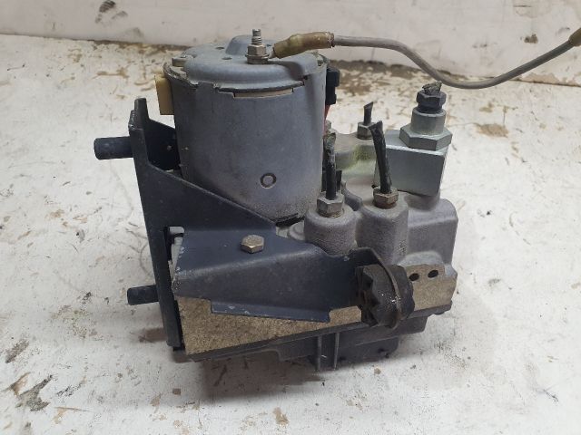 bontott BMW 5 E39 ABS Kocka