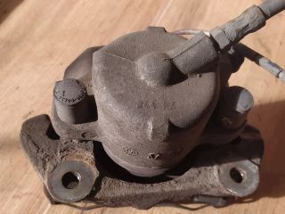 bontott BMW 5 E39 Bal első Féknyereg Munkahengerrel