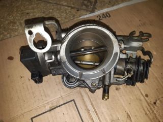 bontott BMW 5 E39 Fojtószelep (Elektromos)