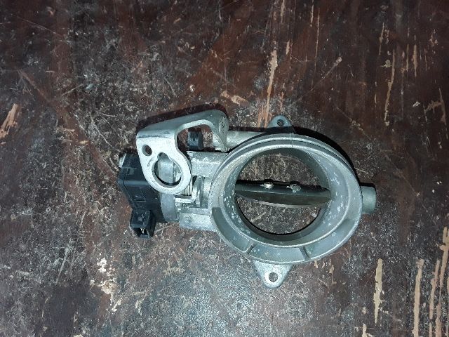 bontott BMW 5 E39 Fojtószelep (Mechanikus)