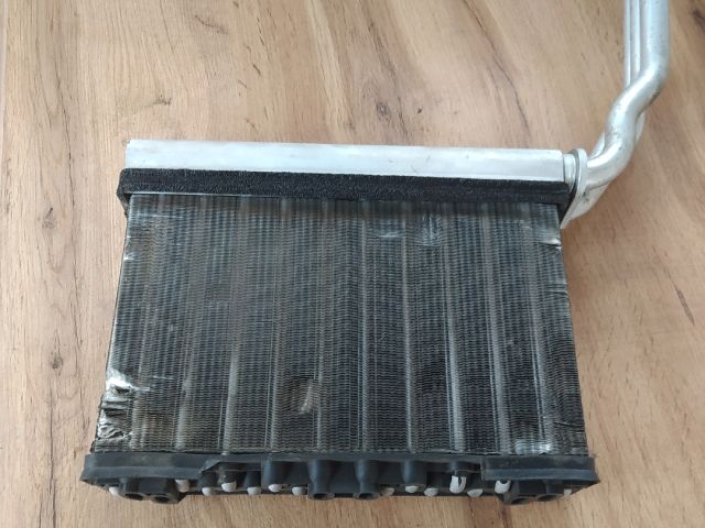 bontott BMW 5 E39 Fűtőradiátor