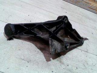 bontott BMW 5 E39 Motor Tartó Bak (Fém)