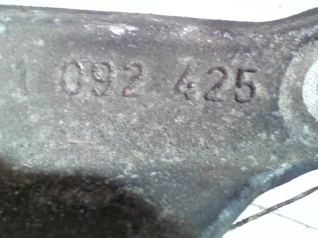 bontott BMW 5 E39 Motor Tartó Bak (Fém)