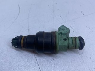 bontott BMW 5 E39 Porlasztó (1 db)