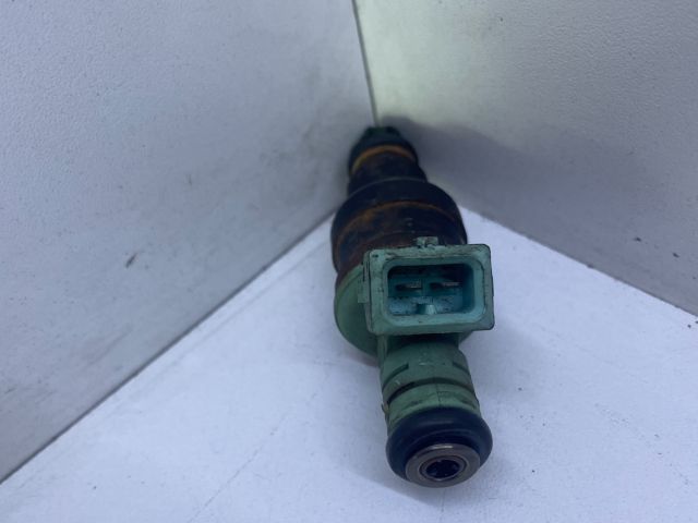 bontott BMW 5 E39 Porlasztó (1 db)