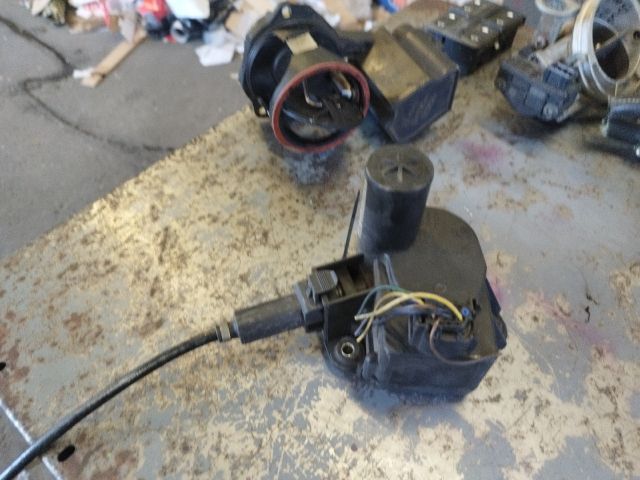 bontott BMW 5 E39 Tempomat Motor