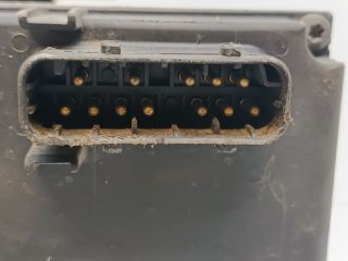 bontott BMW 5 E39 ABS Kocka