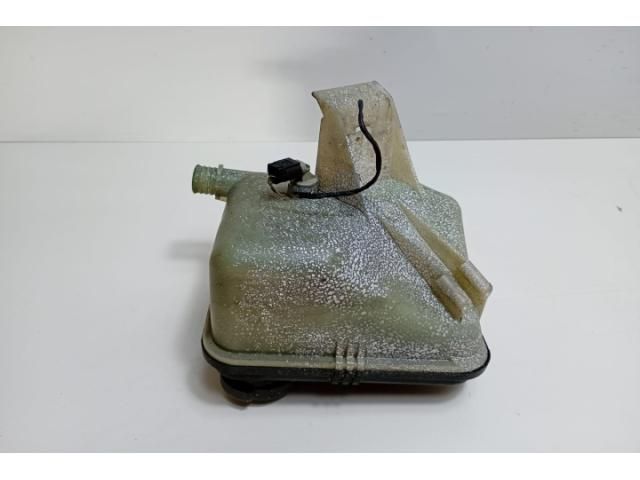 bontott BMW 5 E39 Kiegyenlítő Tartály