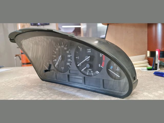 bontott BMW 5 E39 Kilométeróra