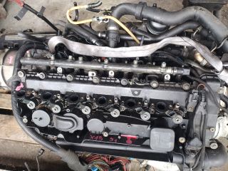 bontott BMW 5 E39 Motor (Fűzött blokk hengerfejjel)