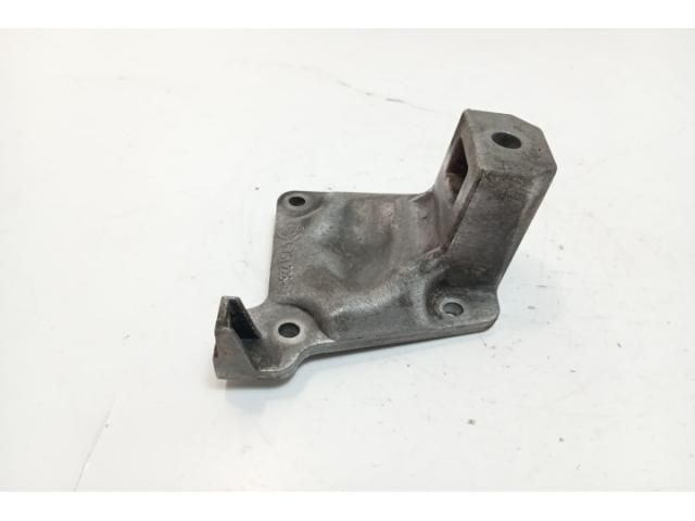 bontott BMW 5 E39 Motor Tartó Bak (Pozíciófüggetlen)