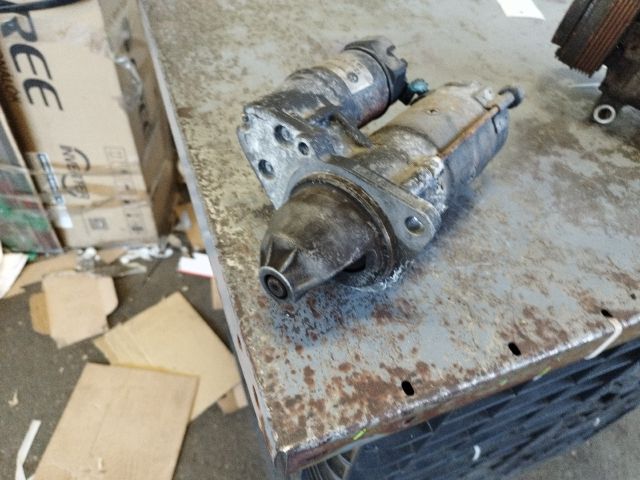 bontott BMW 5 E39 Önindító