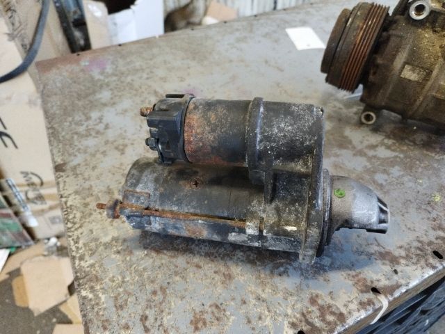 bontott BMW 5 E39 Önindító