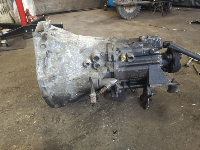 bontott BMW 5 E39 Váltó (Mechanikus)