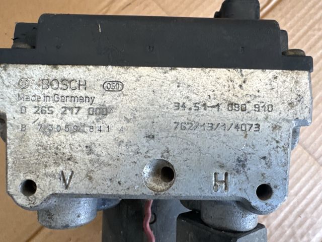 bontott BMW 5 E39 ABS Kocka