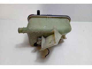 bontott BMW 5 E39 Kiegyenlítő Tartály