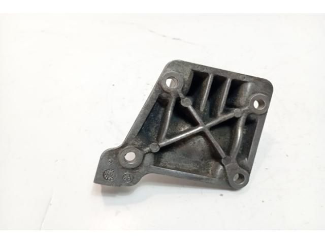 bontott BMW 5 E39 Motor Tartó Bak (Pozíciófüggetlen)