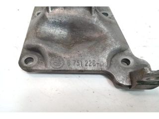 bontott BMW 5 E39 Motor Tartó Bak (Pozíciófüggetlen)