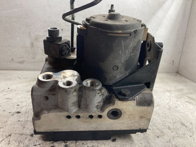 bontott BMW 5 E39 ABS Kocka