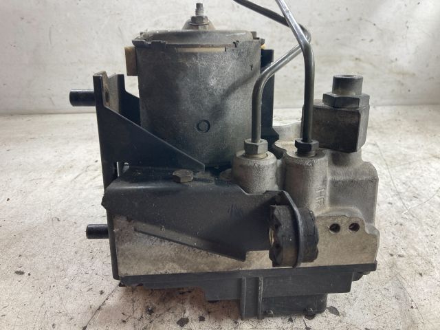 bontott BMW 5 E39 ABS Kocka