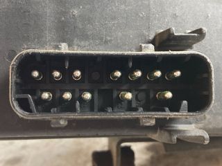 bontott BMW 5 E39 ABS Kocka