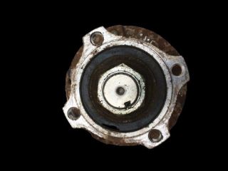 bontott BMW 5 E39 Bal első Kerékagy