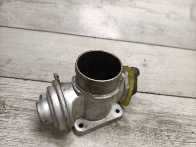bontott BMW 5 E39 EGR / AGR Szelep