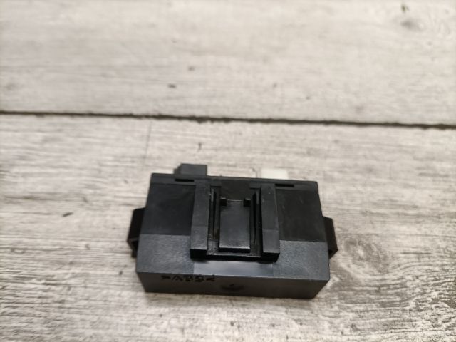 bontott BMW 5 E39 Immobilizer Elektronika