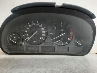 bontott BMW 5 E39 Kilométeróra