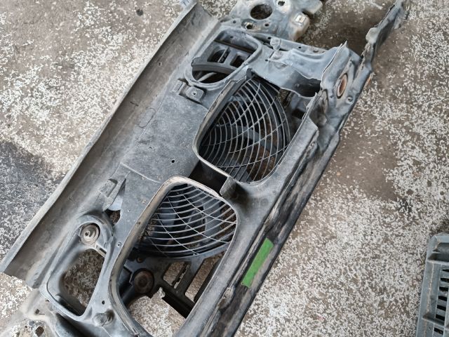 bontott BMW 5 E39 Komplett Homlokfal (Részeivel)