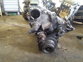 bontott BMW 5 E39 Motor (Fűzött blokk hengerfejjel)