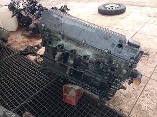 bontott BMW 5 E39 Motor (Fűzött blokk hengerfejjel)