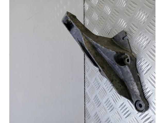 bontott BMW 5 E39 Motor Tartó Bak Bal