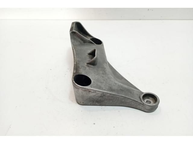 bontott BMW 5 E39 Motor Tartó Bak (Pozíciófüggetlen)