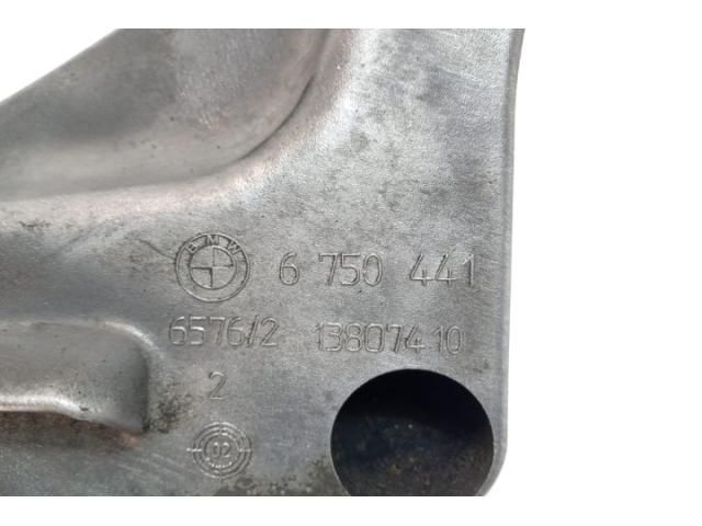 bontott BMW 5 E39 Motor Tartó Bak (Pozíciófüggetlen)