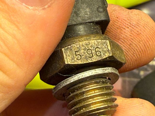 bontott BMW 5 E39 Motortér Hőmérséklet Érzékelő