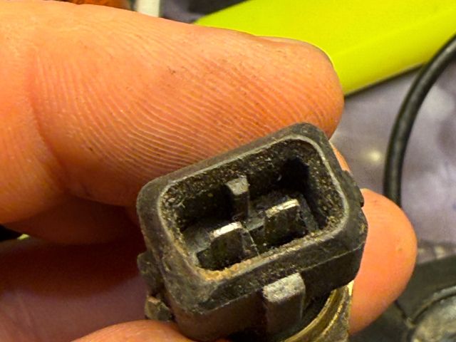 bontott BMW 5 E39 Motortér Hőmérséklet Érzékelő