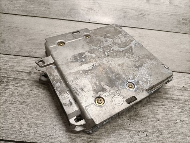 bontott BMW 5 E39 Motorvezérlő