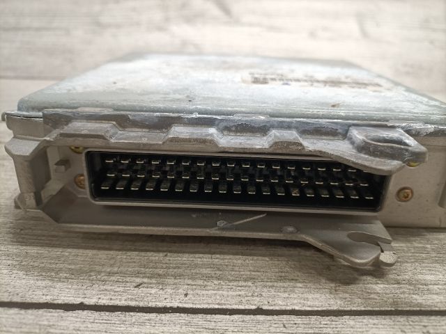 bontott BMW 5 E39 Motorvezérlő