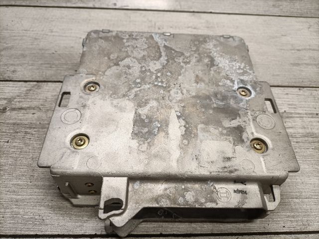 bontott BMW 5 E39 Motorvezérlő